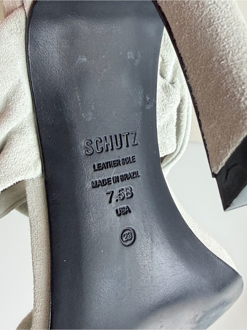 Schutz Meline Suede Knotted Mule Heels Light Gray Pointed Toe Sandals Size 7.5 - Picture 3 of 10